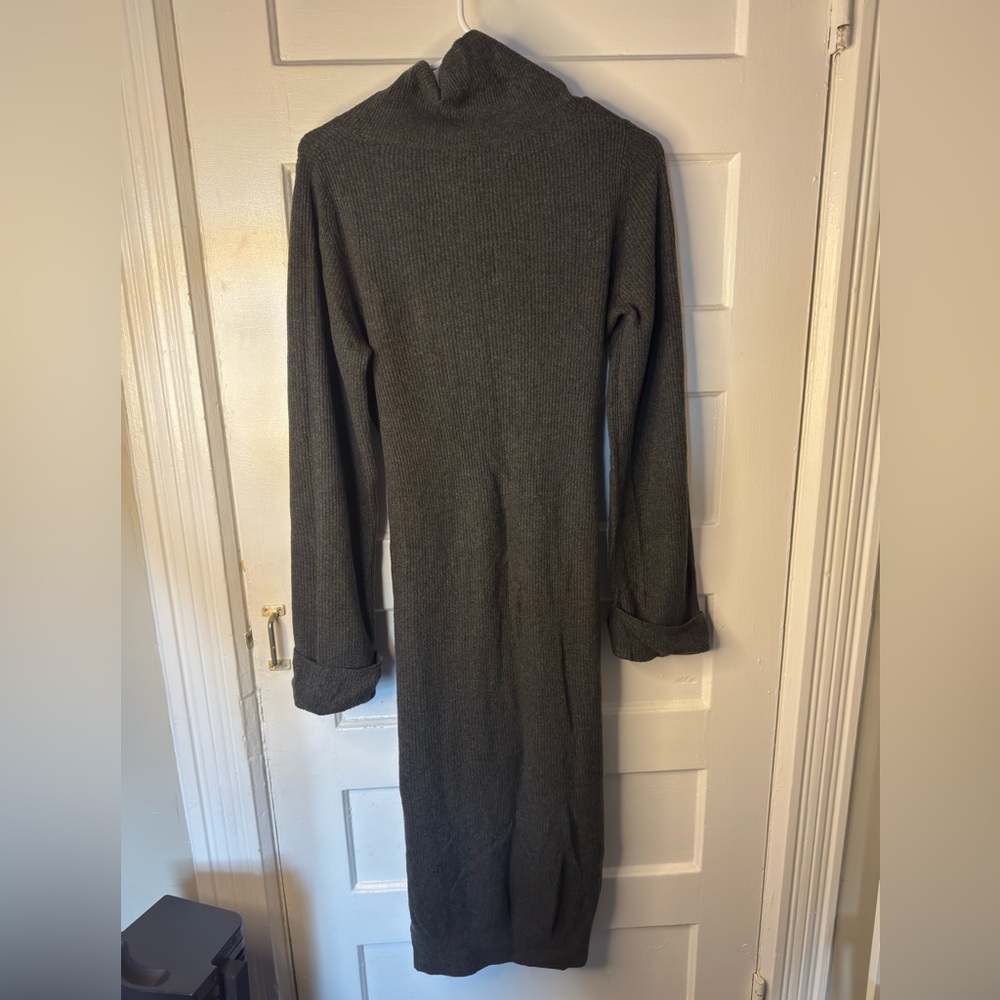 GAP Gray Long Sleeve Dress